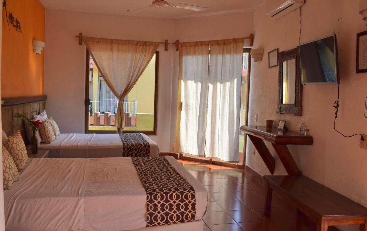 Hotel Casa Arena Zihuatanejo Exteriör bild