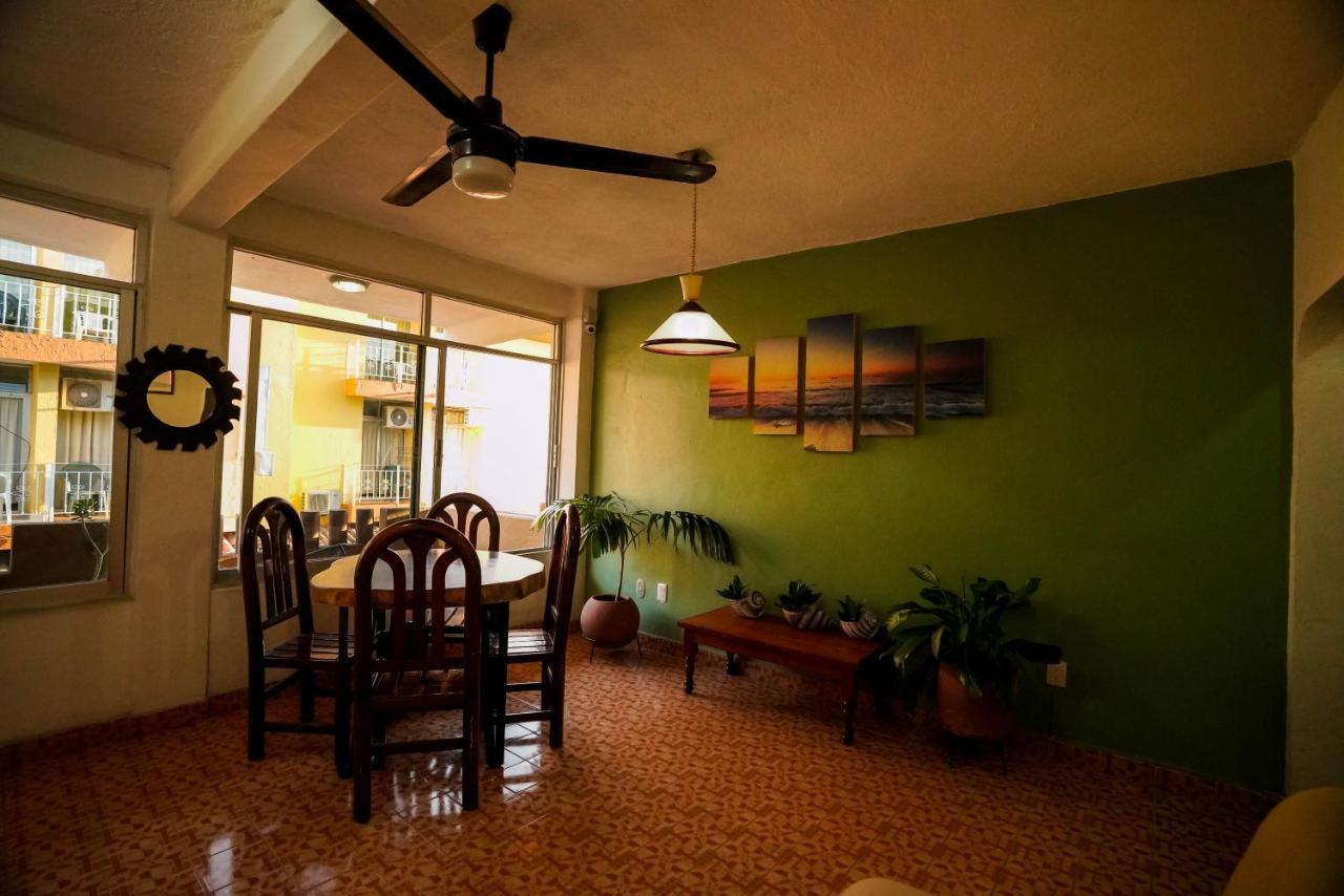Hotel Casa Arena Zihuatanejo Exteriör bild